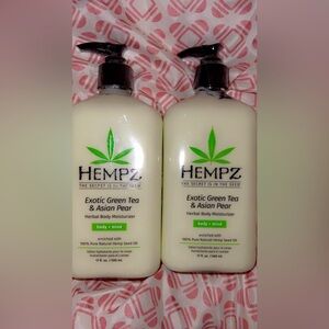 Hempz lotion — 2 pack (BRAND NEW)